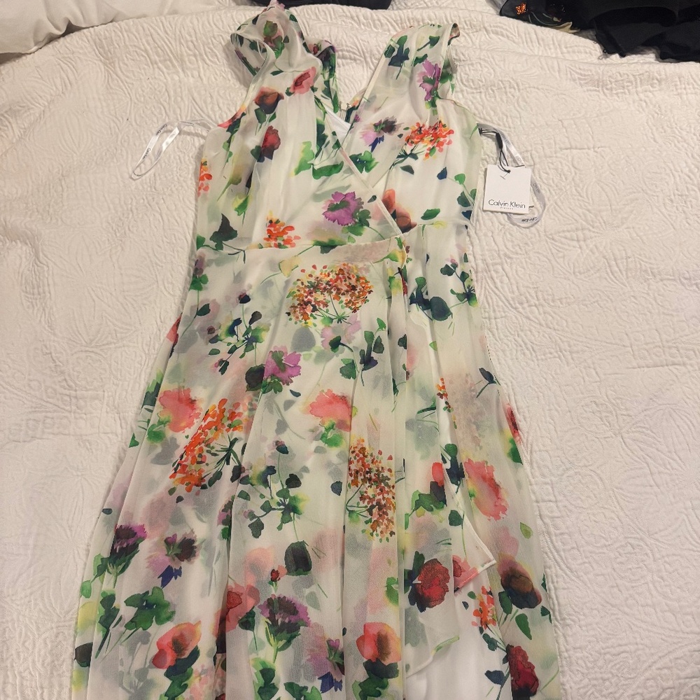 New Calvin Klein Flower Dress